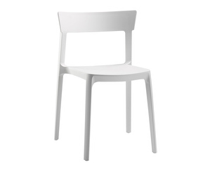 Skin-tuoli, valkoinen