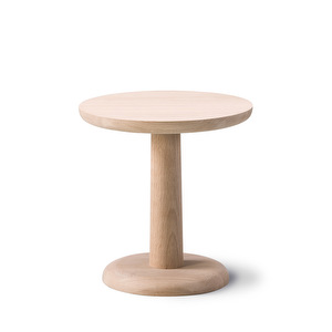 Pon-sivupöytä, saippuoitu tammi, Ø 35 cm