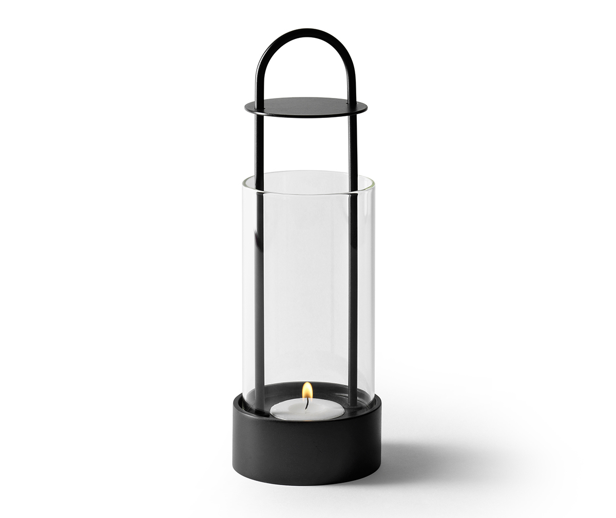 Design House Stockholm Lotus-lyhty musta, K 23 cm Design House Stockholm Lotus-lyhty musta, K 23 cm