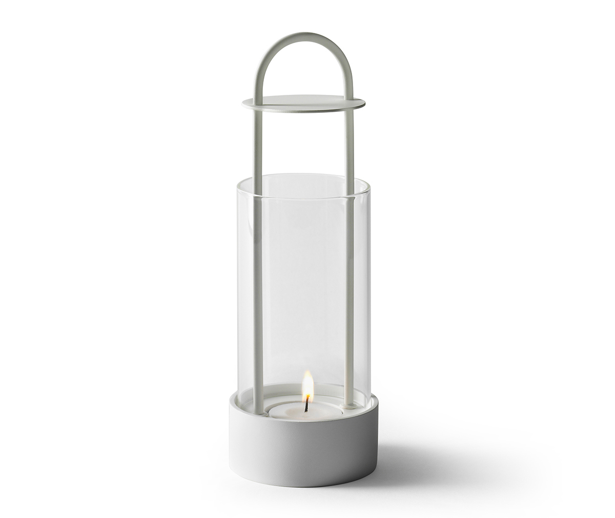 Design House Stockholm Lotus-lyhty valkoinen, K 23 cm Design House Stockholm Lotus-lyhty valkoinen, K 23 cm