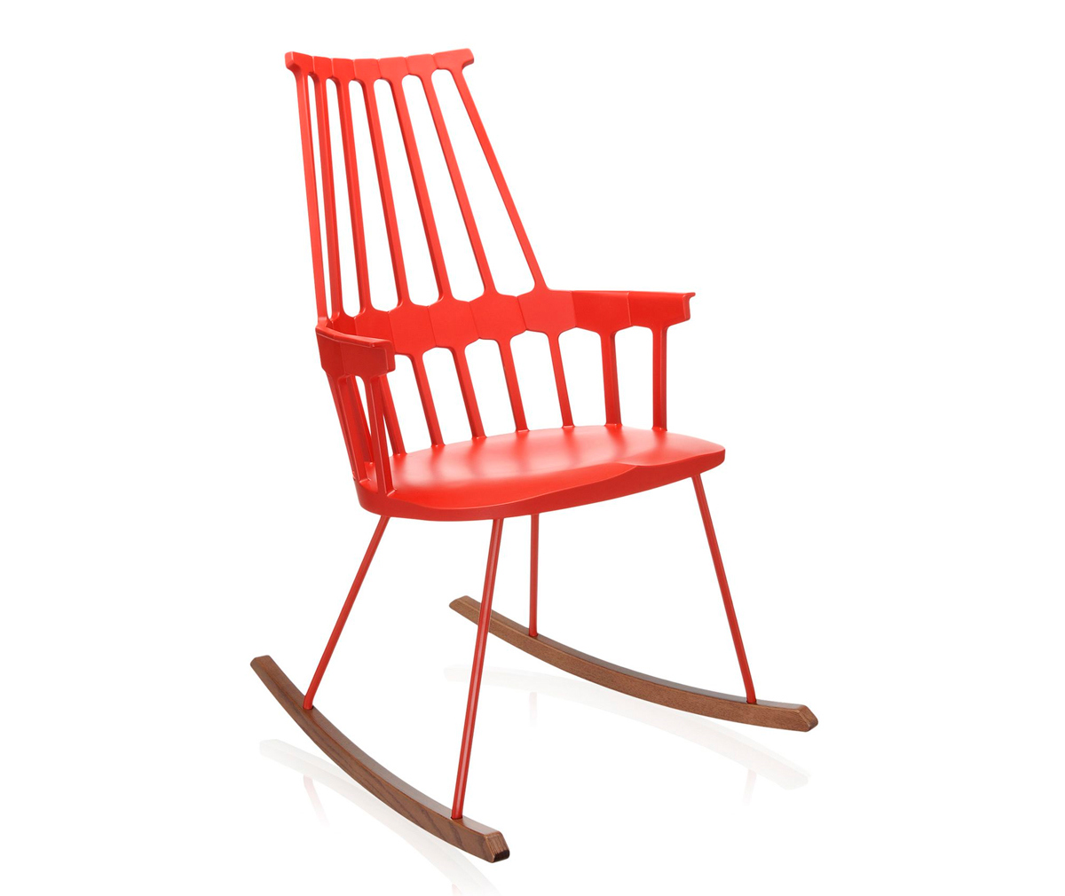 Kartell Comback-keinutuoli punainen/tammi Kartell Comback-keinutuoli punainen/tammi