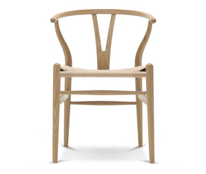 CH24 Wishbone Chair, Soaped Oak, Natural-Coloured Seat