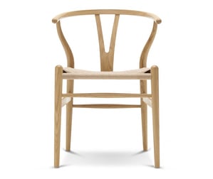 CH24 Wishbone Chair, Lacquered Oak, Natural-Coloured Seat