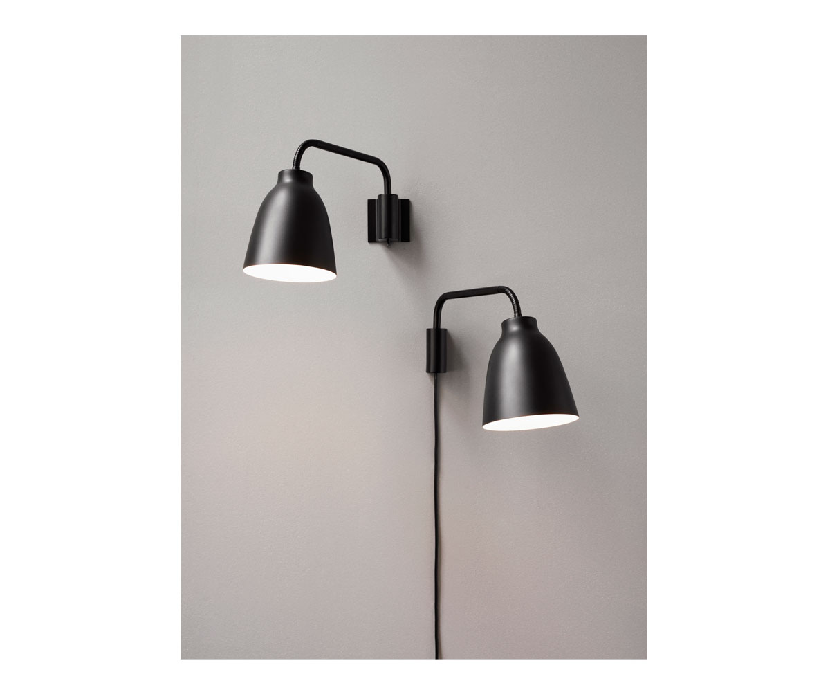 Fritz Hansen Caravaggio Read Wall Lamp Black Veps l inen