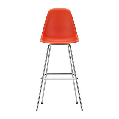 Eames RE -baarituoli