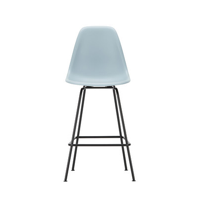 Eames RE -baarituoli