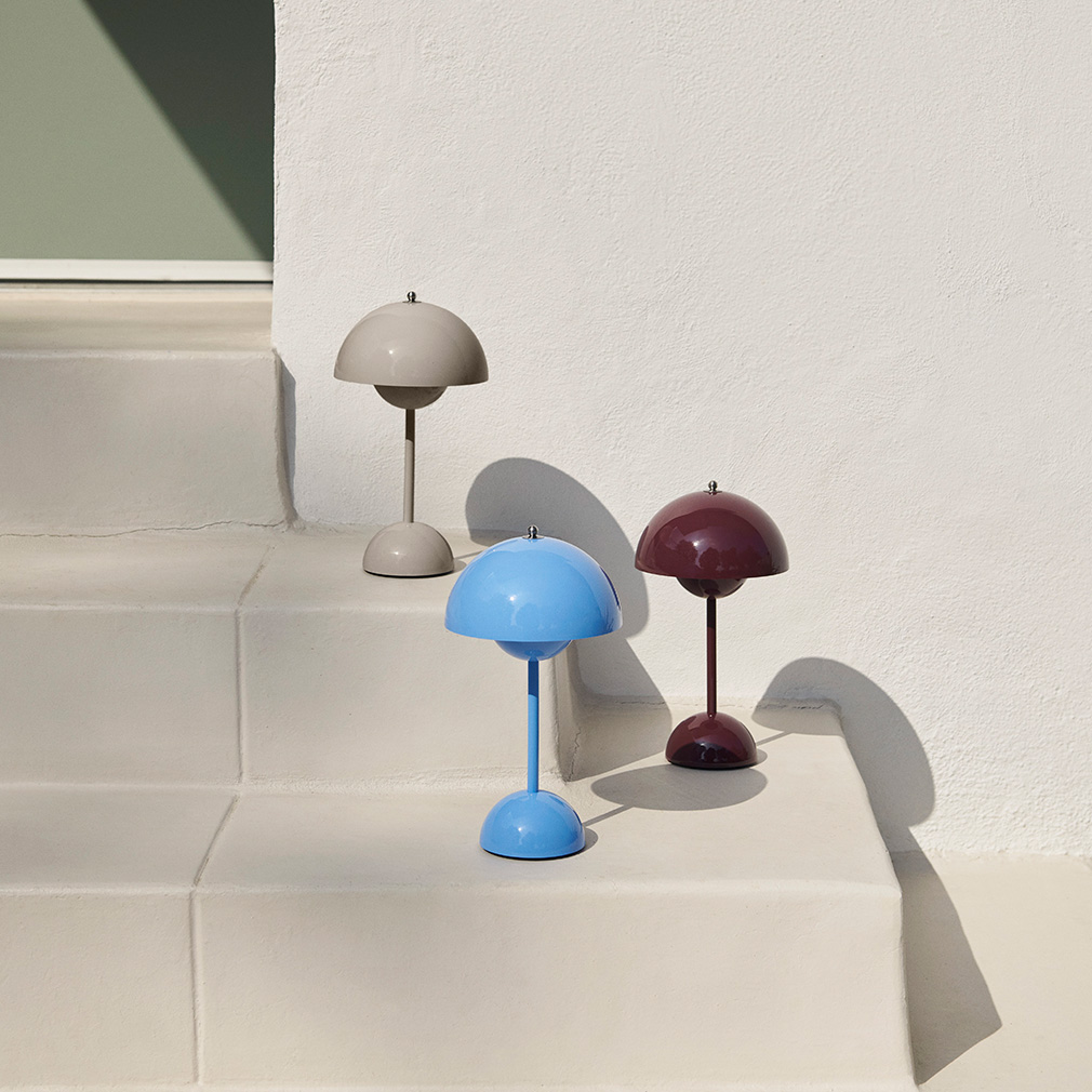 &Tradition Flowerpot VP9 Table Lamp, Grey Beige | Vepsäläinen