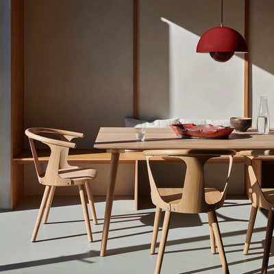 In Between SK5 Dining Table