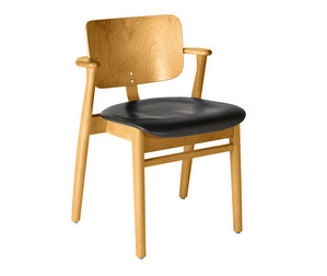 Domus Chair, Honey-Stained Birch/Black Leather