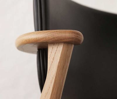 Domus Chair