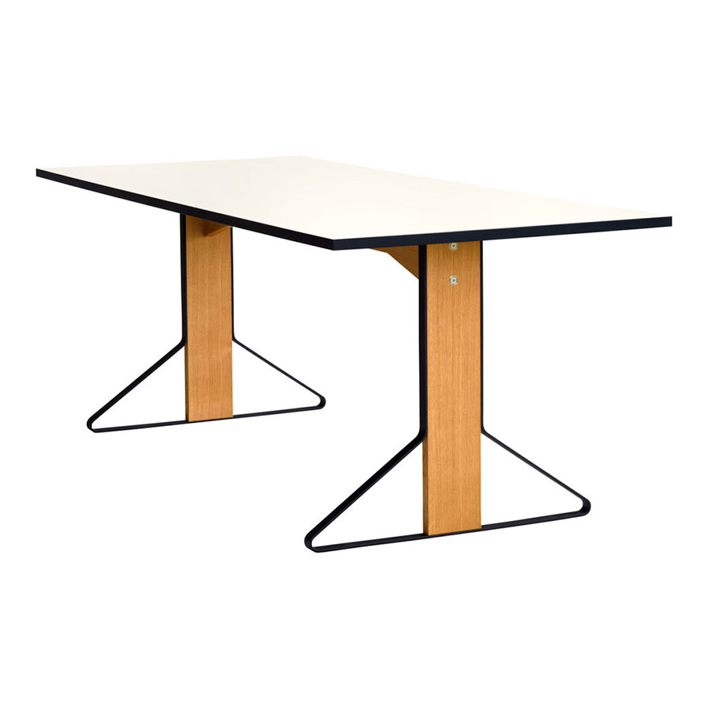 Kaari Table