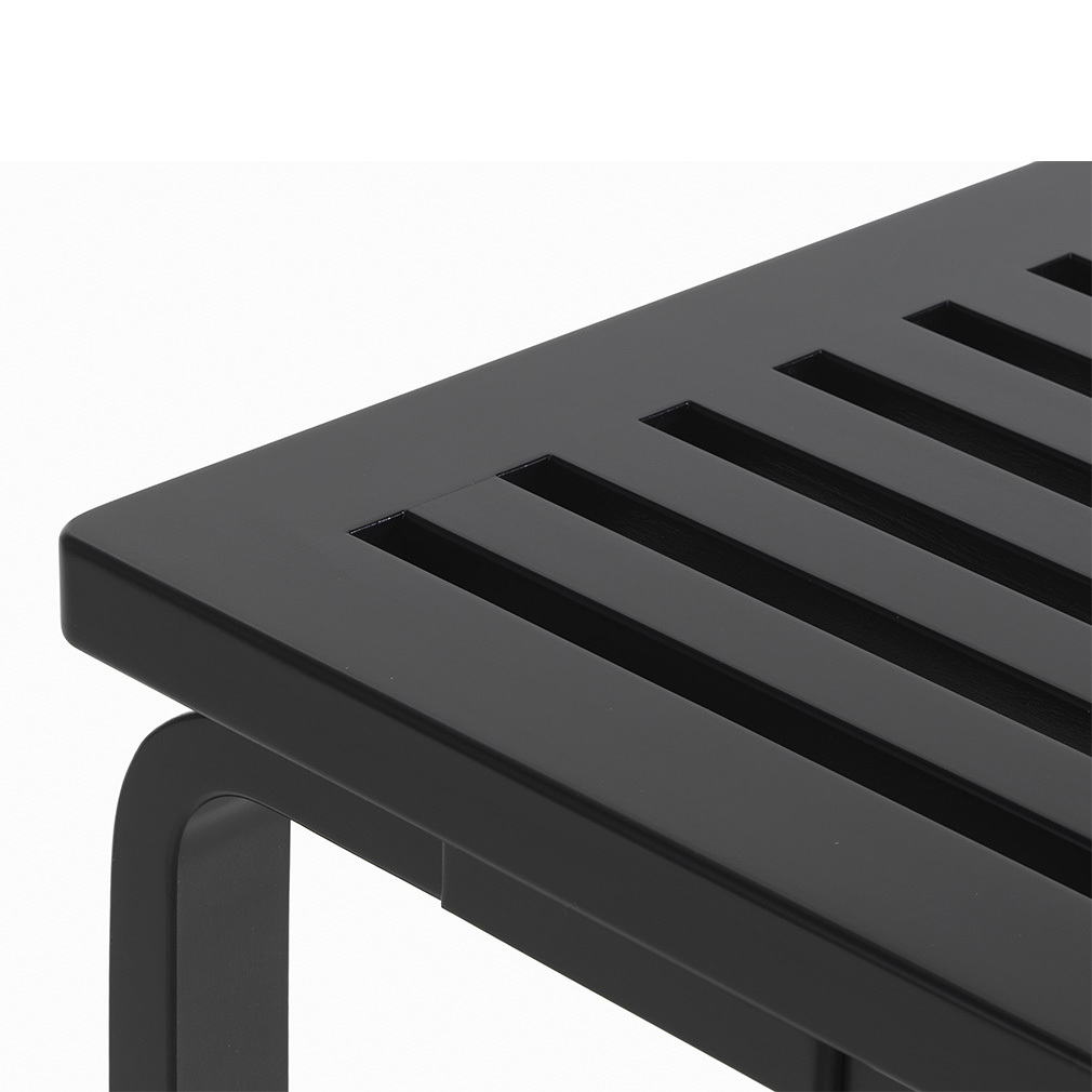 Bench 153A