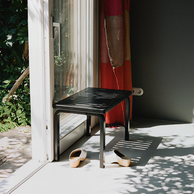 Bench 153B