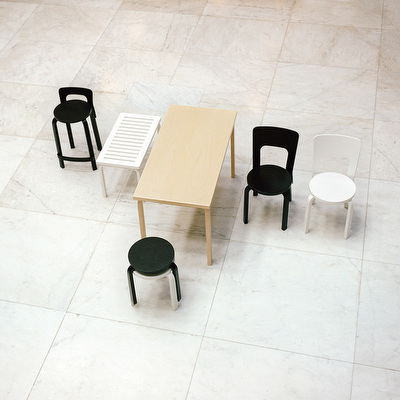 Bench 153B