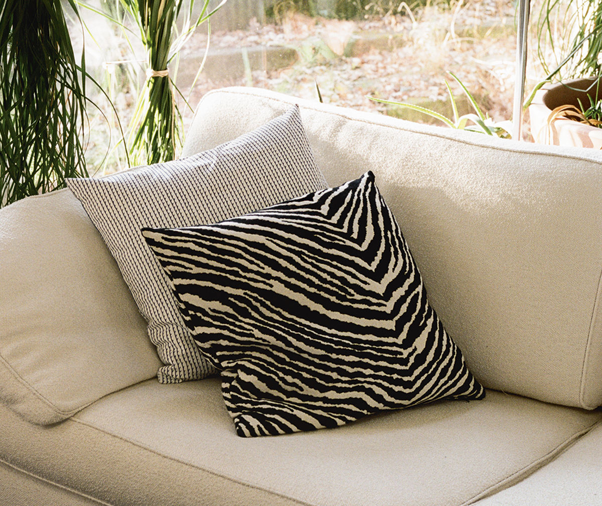 Artek Zebra Cushion Cover | Vepsäläinen