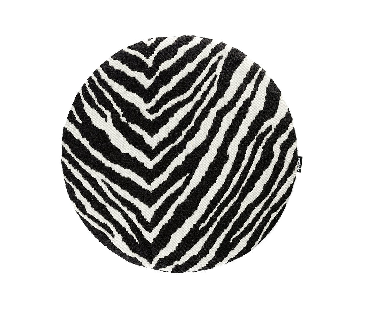 Zebra-istuintyyny