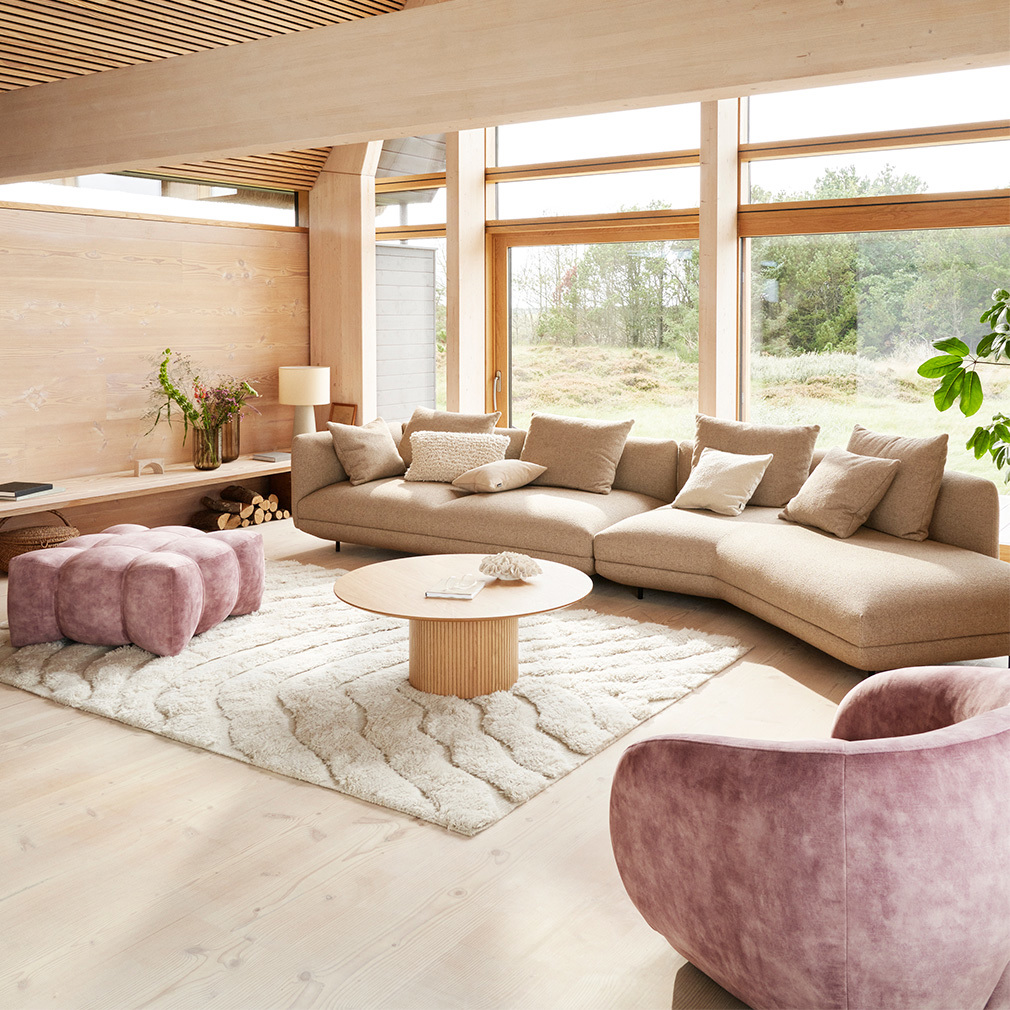 Bolzano Armchair