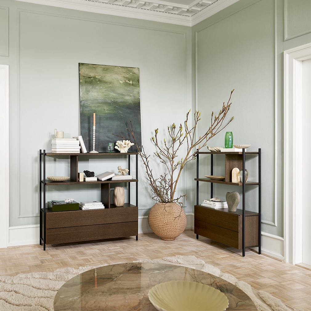 BoConcept Calgary Shelf, Dark Oak / Black | Vepsäläinen