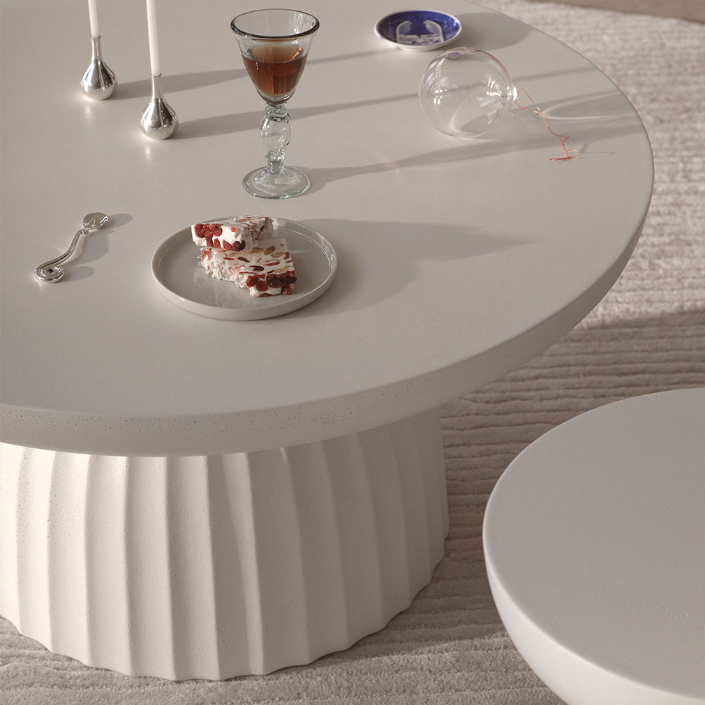 Expose Coffee Table