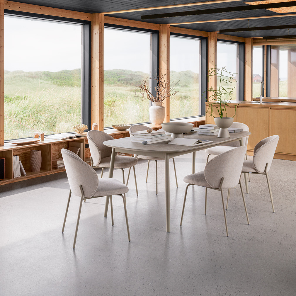 BoConcept Kingston Extendable Dining Table, Ash Grey Ceramic / Ash