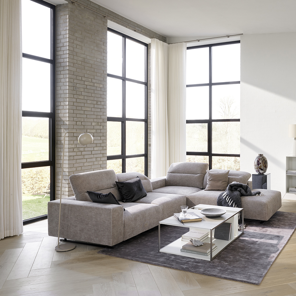 Kip Floor Lamp
