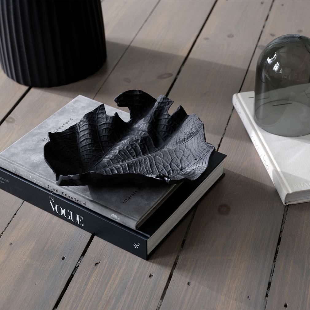 BoConcept Velvet Leaf Sculpture, Black | Vepsäläinen