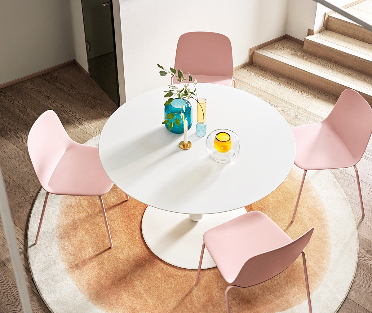 Balance Dining Table