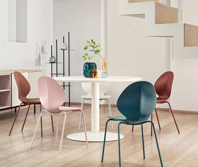 Balance Dining Table