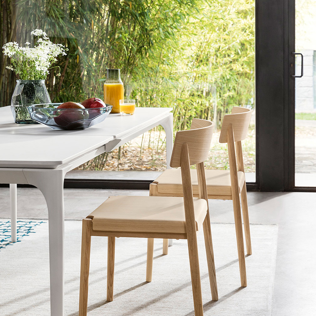 Silhouette Dining Table