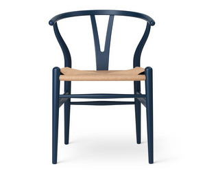 CH24 Wishbone -tuoli, Soft Blue, luonnollisenvärinen istuin