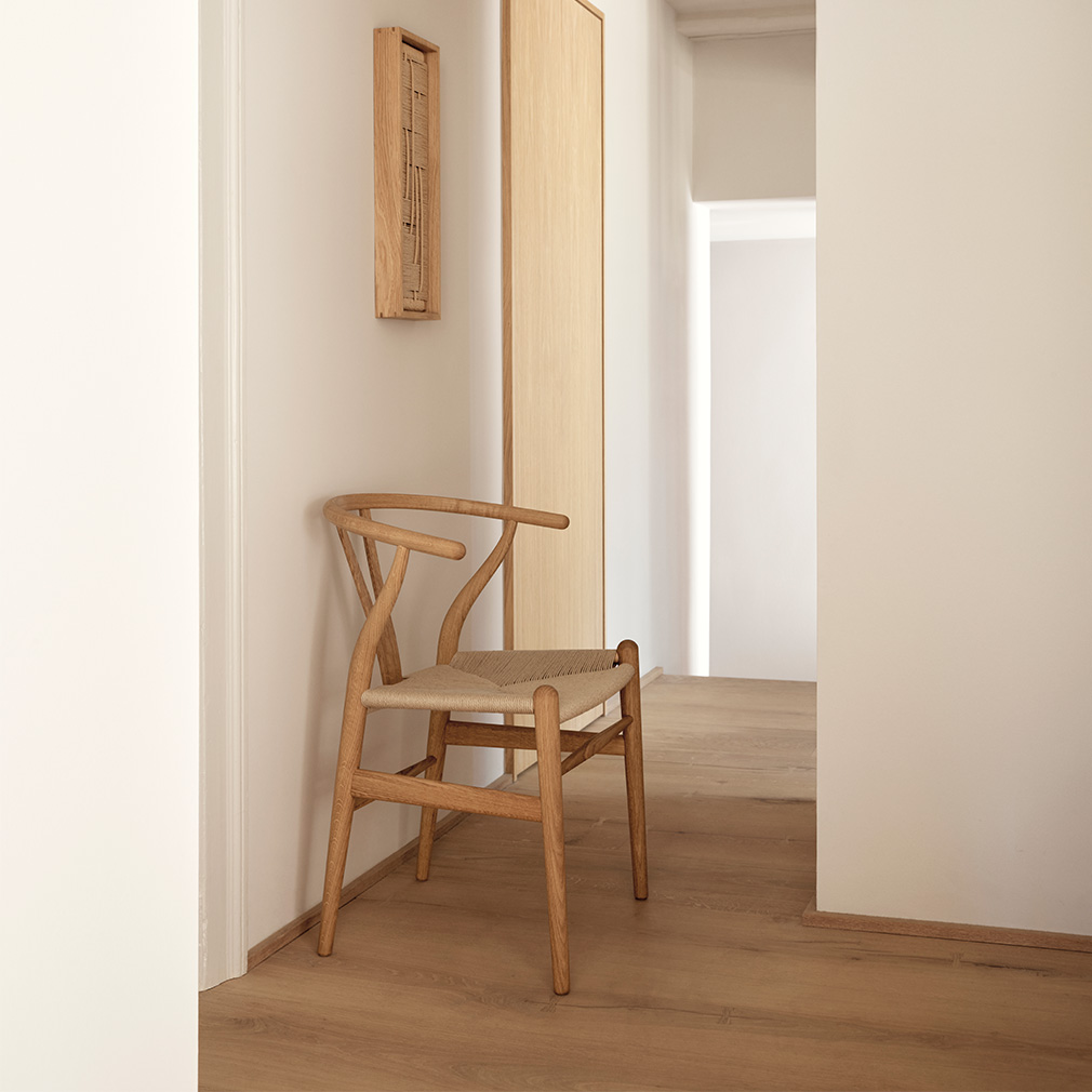 Carl Hansen & Søn CH24 Wishbone Chair, Oiled Oak | Vepsäläinen