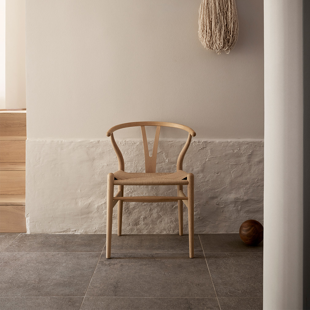 Soaped oak sales wishbone chair