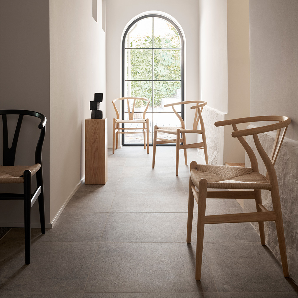 White oak best sale wishbone chair