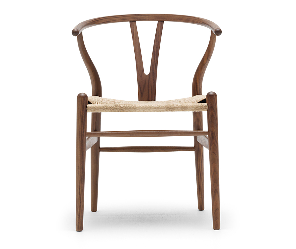 Carl Hansen & Søn CH24 Wishbone -tuoli lakattu pähkinä, luonnollisenvärinen istuin