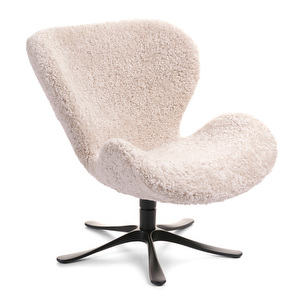 Daisy Armchair, Sheepskin Sand / Black