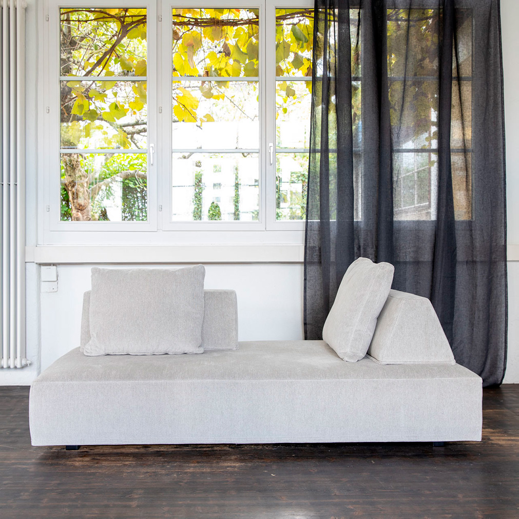 Eilersen Playground Sofa, Tangent Fabric 37 | Vepsäläinen