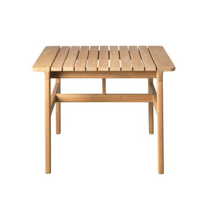 M19 Sammen-sohvapöytä, tiikki, 61,5 x 61,5 cm, K 47 cm M19 Sammen-sohvapöytä, tiikki, 61,5 x 61,5 cm, K 47 cm