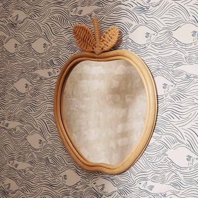 Apple Mirror
