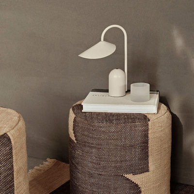 Arum Portable -pöytävalaisin