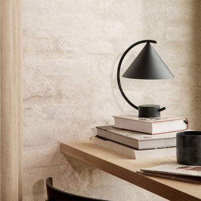 Meridian Lamp