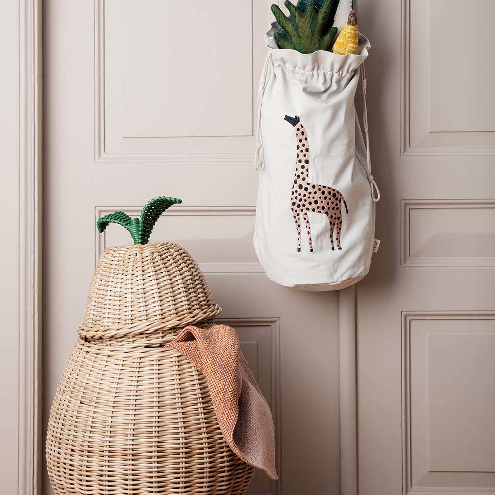 Pear Braided Storage