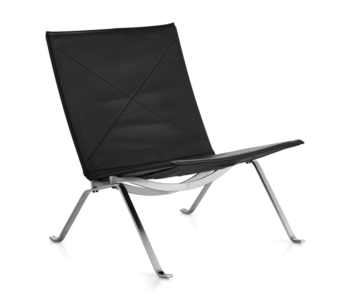 Fritz Hansen PK22-nojatuoli Grace-nahka musta