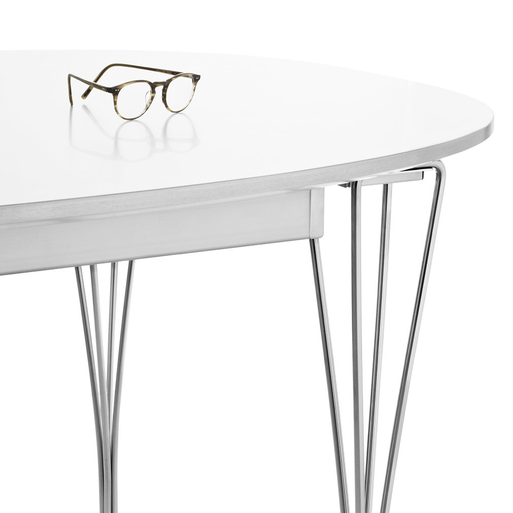 Extendable Dining Table B619, “Superellipse”