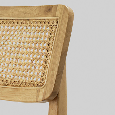 C-Chair-tuoli