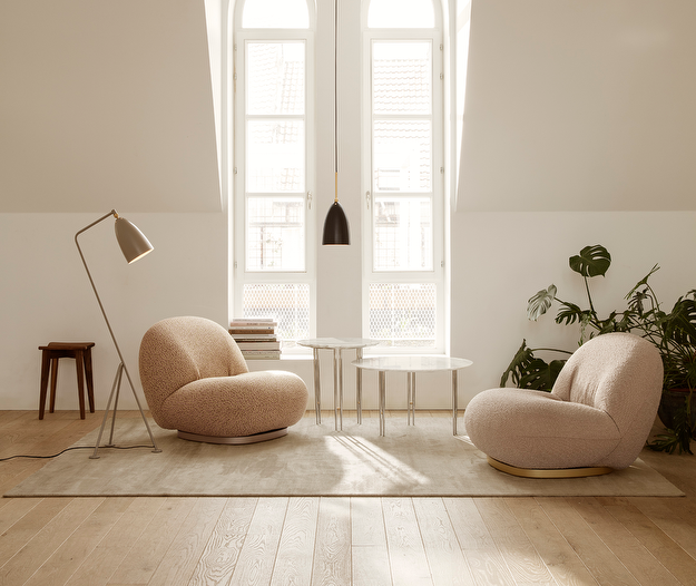 Gubi best sale chair lounge