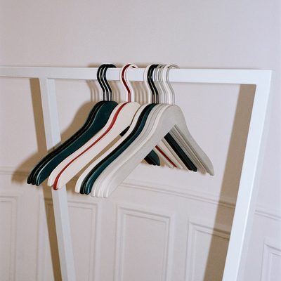 Coat Hanger -vaateripustimet