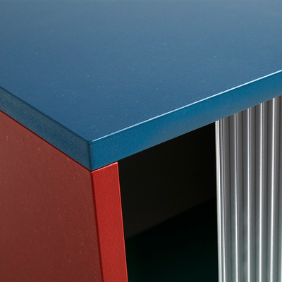 Colour Cabinet -senkki