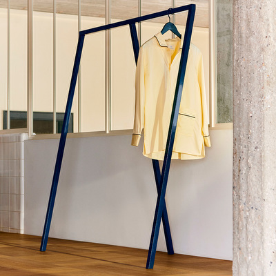 Loop Stand Wardrobe -vaaterekki