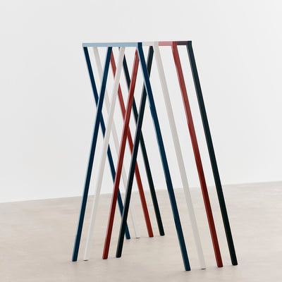 Loop Stand Wardrobe -vaaterekki