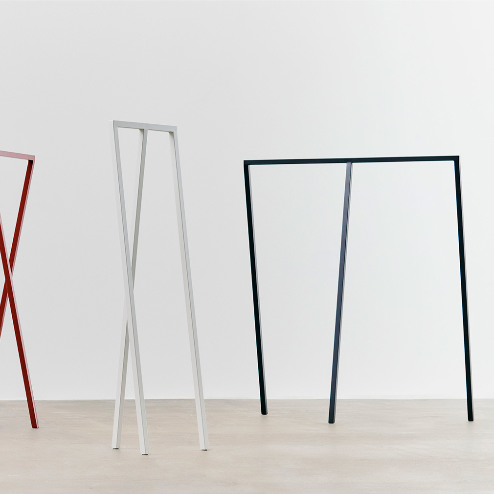 Loop Stand Wardrobe -vaaterekki